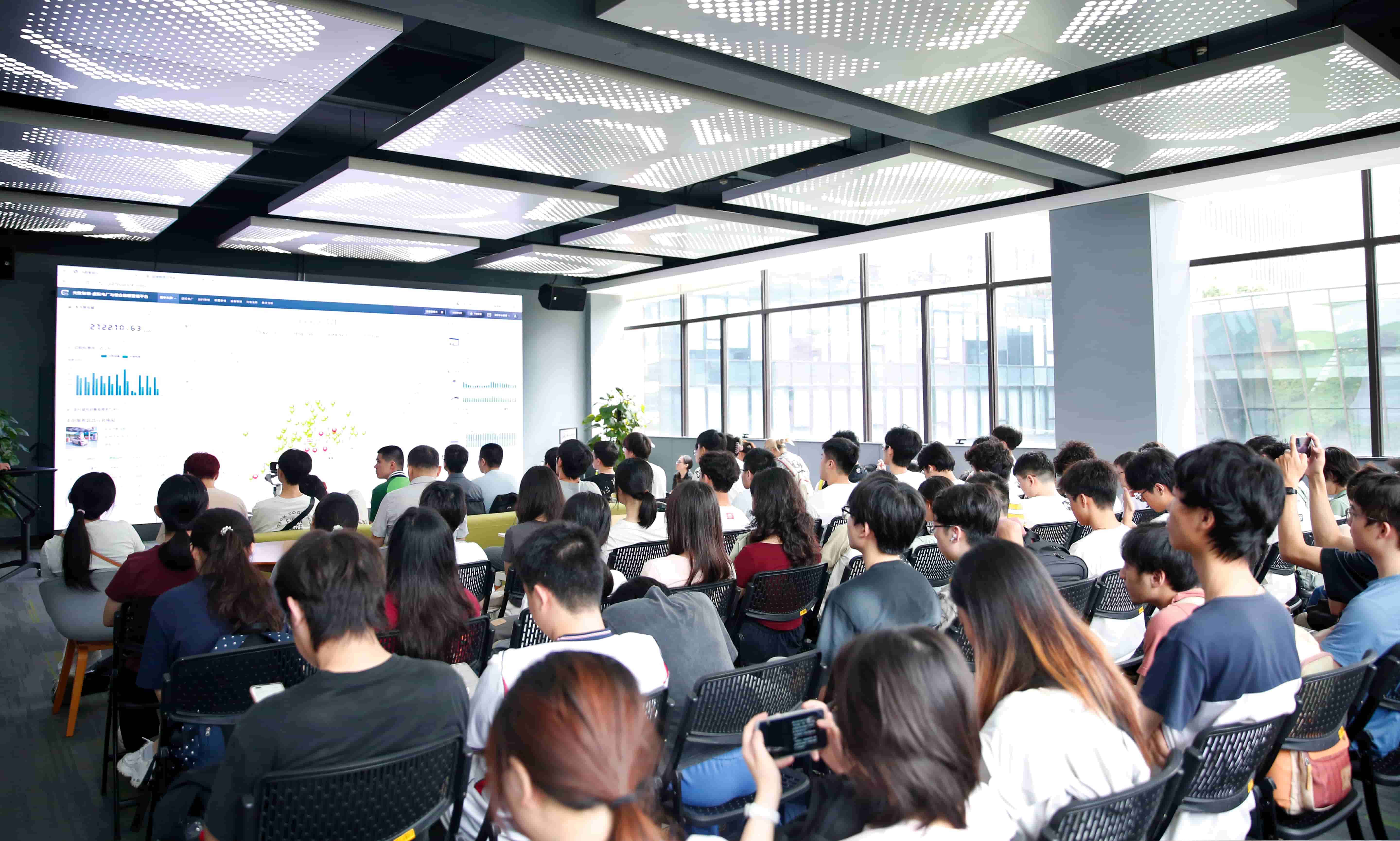 深化校企协同创新，赋能新型电力系统建设丨华南理工大学师生走进fun88官网电气开展产学研交流活动